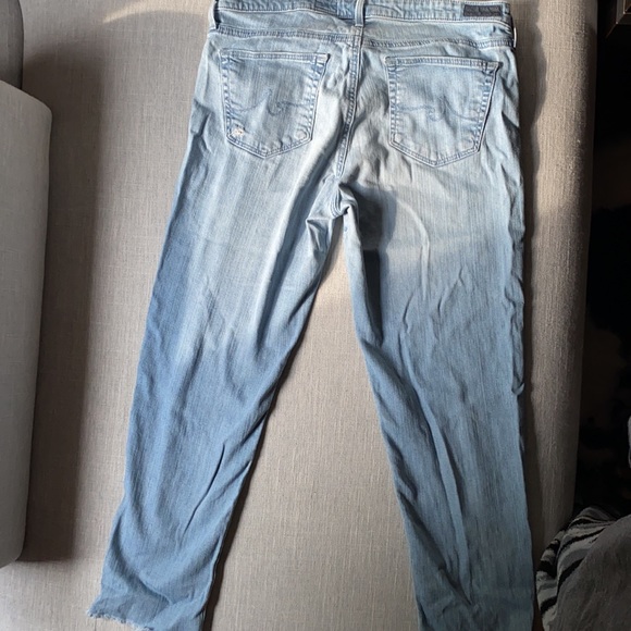 AG cropped Jeans with angled cut frayed hem - Picture 2 of 2
